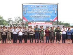 Apel gelar pasukan Operasi Ketupat Toba 2026 di Mapolres Simalungun dipimpin AKBP Marganda Aritonang