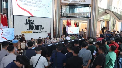 Konferensi pers Polda Metro Jaya pengungkapan kasus penyiraman air keras aktivis KontraS melalui CCTV.