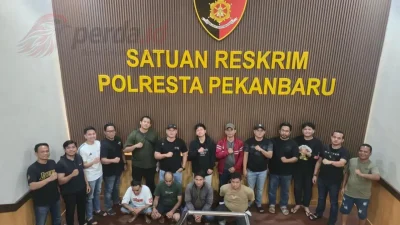 Polda Riau Ringkus 4 Debt Collector Pelaku Pengeroyokan dan Pemerasan di Pekanbaru