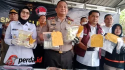 Pemusnahan barang bukti sabu 1,2 kg oleh Polres Batu Bara bersama Forkopimda dengan cara direbus.