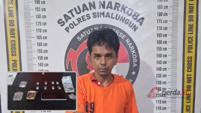 Sat Narkoba Polres Simalungun amankan pengedar sabu berinisial D.F.H di Kampung Dalam, Tanah Jawa, beserta barang bukti 4,18 gram sabu.