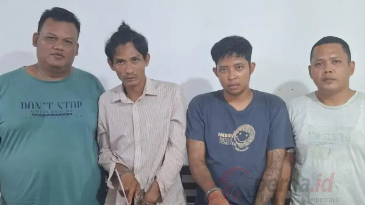 Polisi mengamankan barang bukti sabu 2,69 gram dan tersangka pengedar narkoba di Polsek Bandar Huluan, Simalungun.